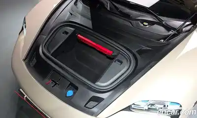 Porsche Taycan 2023 0.1 гидро в Москве № 765589, миниатюра 6