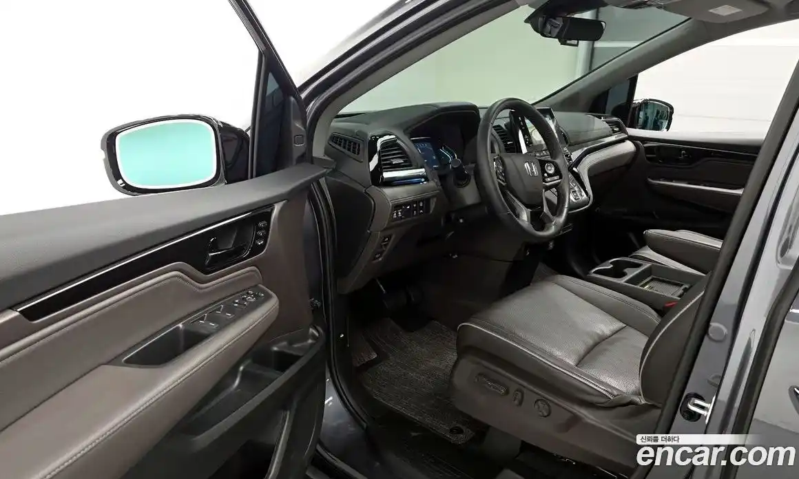 Honda Odyssey 2023 3.5 гидро в Москве № 767382, фото 10