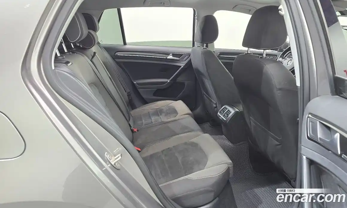 Volkswagen Golf 2014 2.0 гидро в Москве № 802885, фото 12