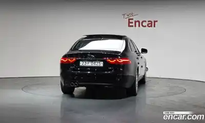 Jaguar XF 2016 2.0 гидро в Москве № 803409, миниатюра 3