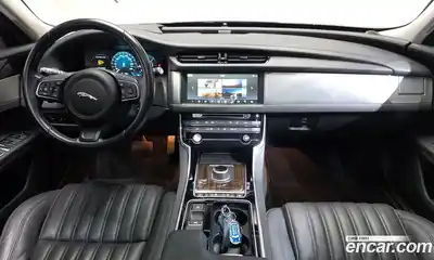 Jaguar XF 2016 2.0 гидро в Москве № 803409, миниатюра 6