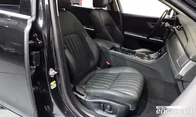 Jaguar XF 2016 2.0 гидро в Москве № 803409, миниатюра 9
