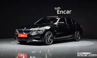 BMW 3-Series, 2022