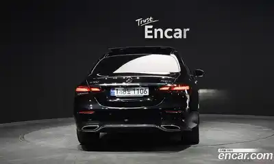 Mercedes-Benz E-Class 2021 2.0 гидро в Москве № 822138, миниатюра 4