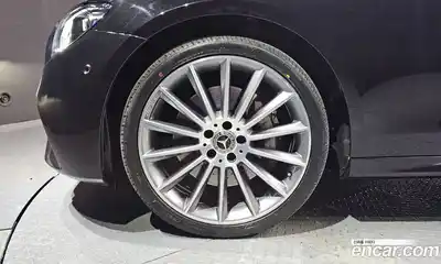 Mercedes-Benz E-Class 2021 2.0 гидро в Москве № 822138, миниатюра 5