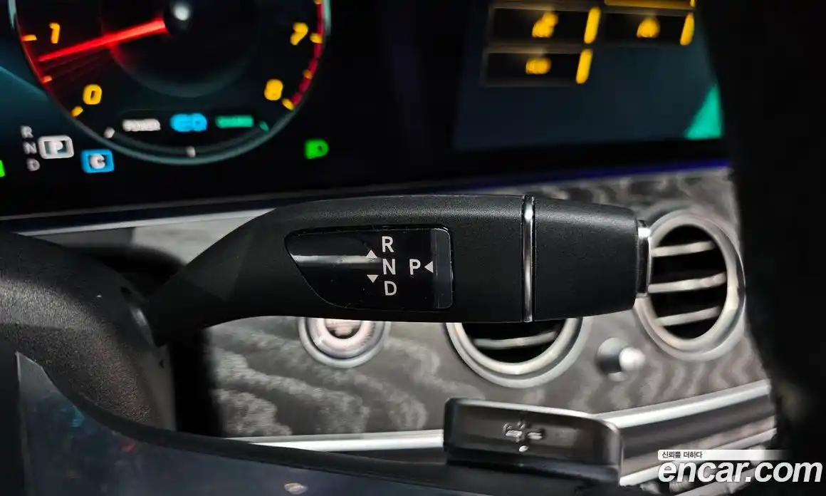 Mercedes-Benz E-Class 2021 2.0 гидро в Москве № 822138, фото 9