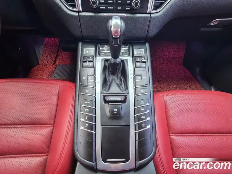 Porsche Macan 2016 3.0 гидро в Москве № 824583, фото 13