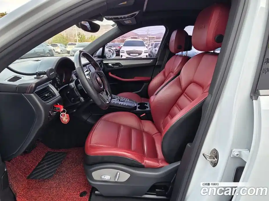 Porsche Macan 2016 3.0 гидро в Москве № 824583, фото 10
