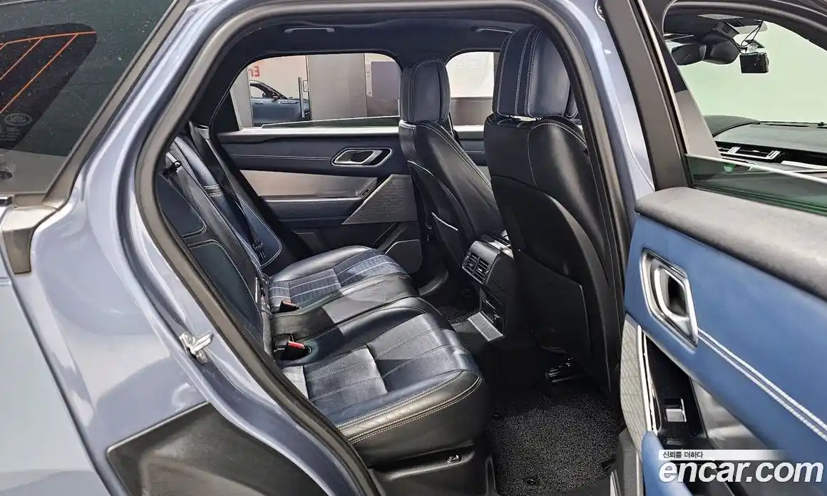 Land Rover Range-Rover Velar 2018 3.0 гидро в Москве № 824860, фото 12