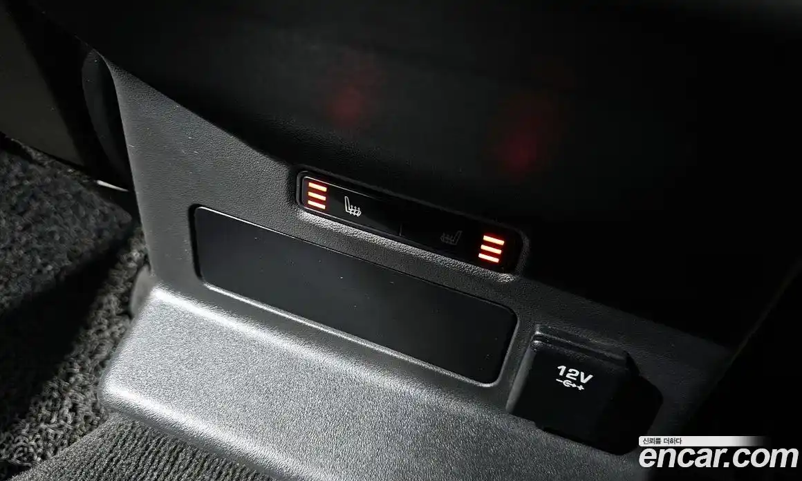 Land Rover Range-Rover Velar 2018 3.0 гидро в Москве № 824860, фото 18