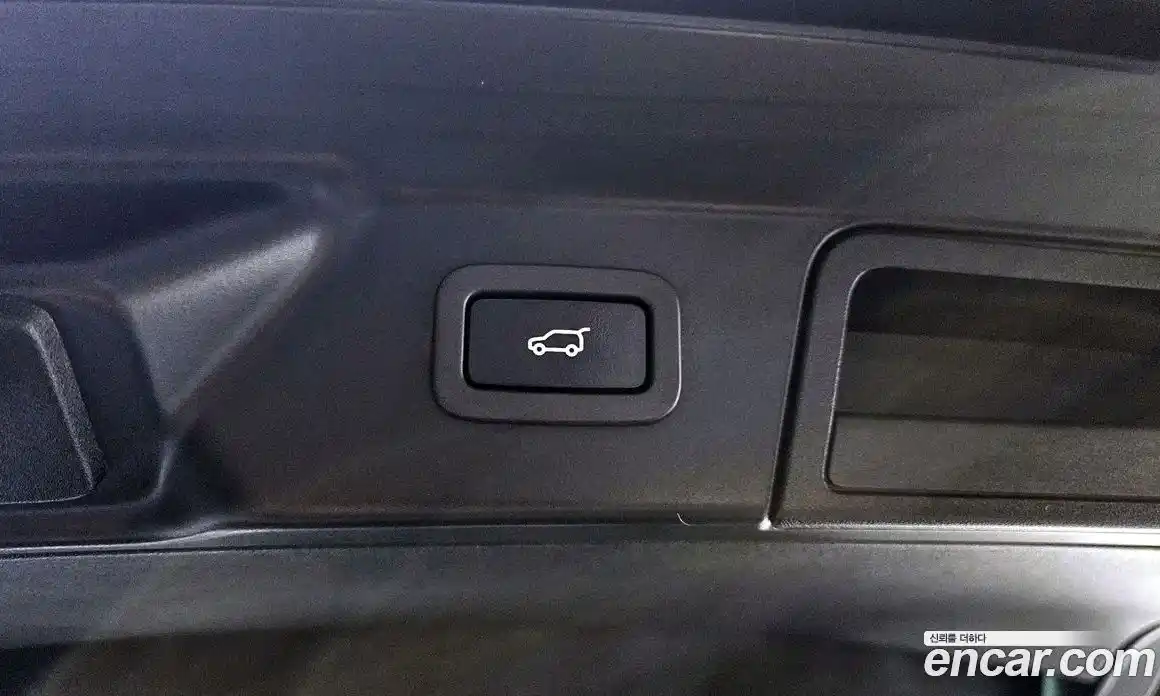 Land Rover Range-Rover Velar 2018 3.0 гидро в Москве № 824860, фото 20
