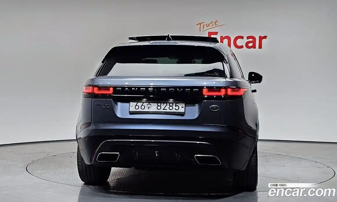 Land Rover Range-Rover Velar 2018 3.0 гидро в Москве № 824860, фото 4