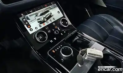Land Rover Range-Rover Velar 2018 3.0 гидро в Москве № 824860, миниатюра 9