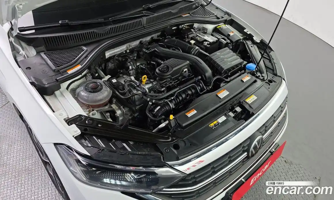 Volkswagen Jetta 2022 1.5 гидро в Москве № 826020, фото 6