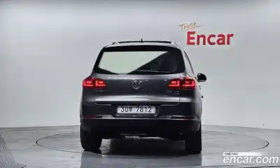 Volkswagen Tiguan 2014 2.0 гидро в Москве № 826166, миниатюра 4