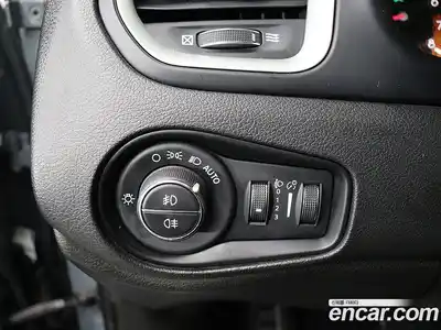Jeep Renegade 2018 2.4 гидро в Москве № 826638, миниатюра 12