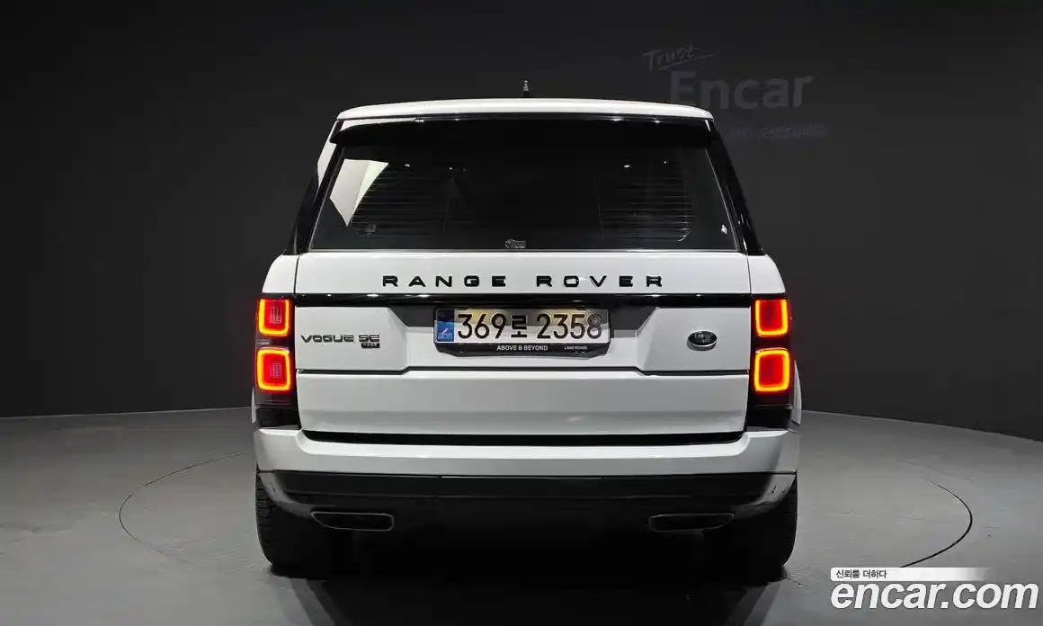 Land Rover Range-Rover 2022 5.0 гидро в Москве № 861051, фото 4