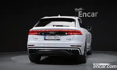 Audi Q8 2023 3.0 гидро в Москве № 893713, миниатюра 4