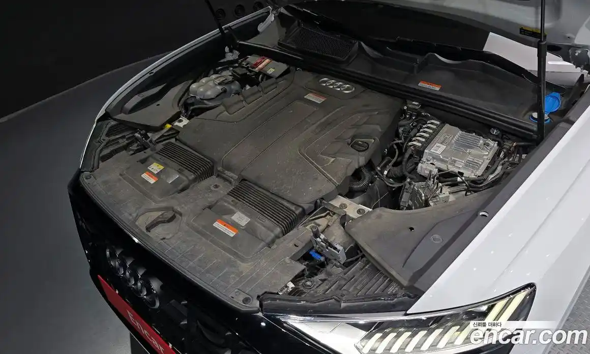 Audi Q8 2023 3.0 гидро в Москве № 893713, фото 6