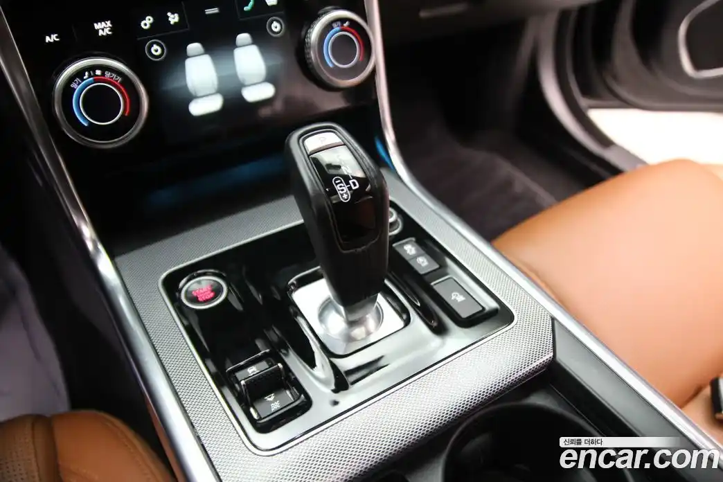 Jaguar XE 2020 2.0 гидро в Москве № 897263, фото 10