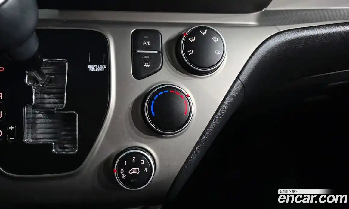 Kia Ray 2018 1.0 Автомат в Москве № 930024, фото 16