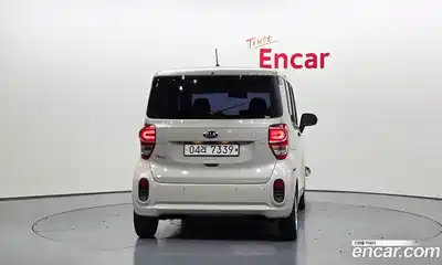 Kia Ray 2018 1.0 Автомат в Москве № 930024, миниатюра 4