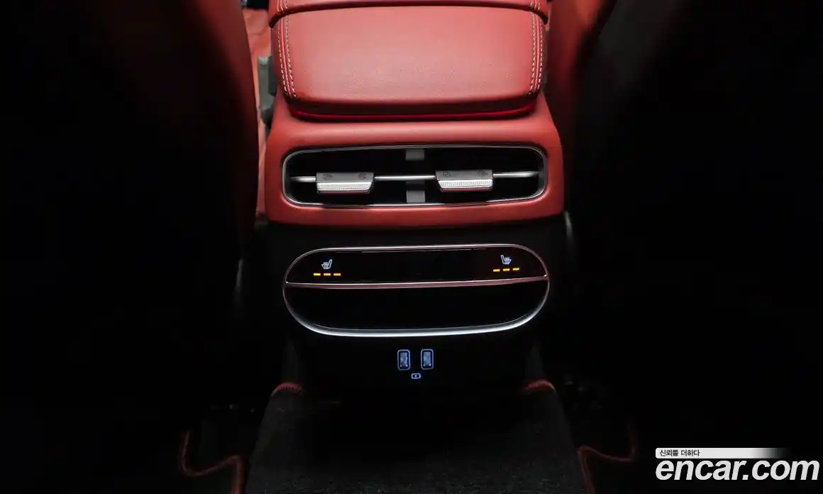 Genesis GV70 2021 2.5 Автомат в Москве № 930950, фото 18