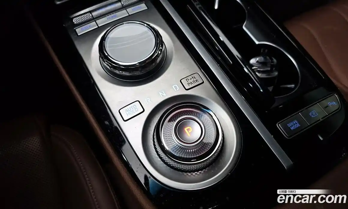 Genesis G80 2023 2.5 Классический в Москве № 973183, фото 9