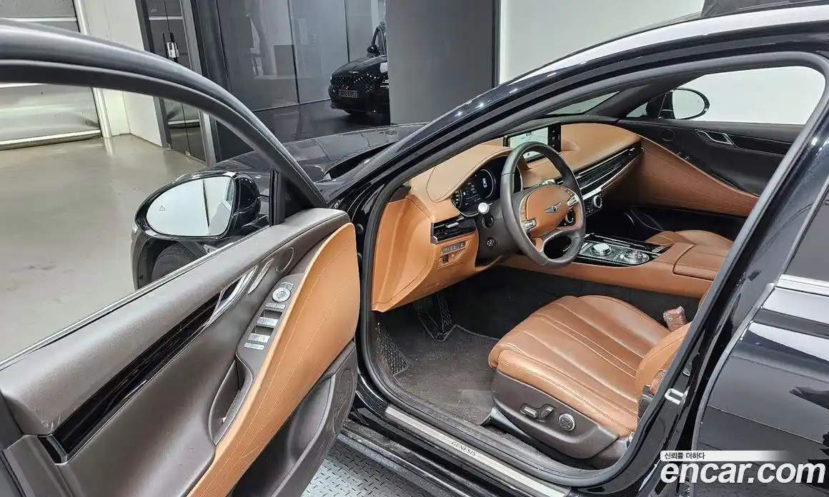 Genesis G80 2023 2.5 Классический в Москве № 973183, фото 10