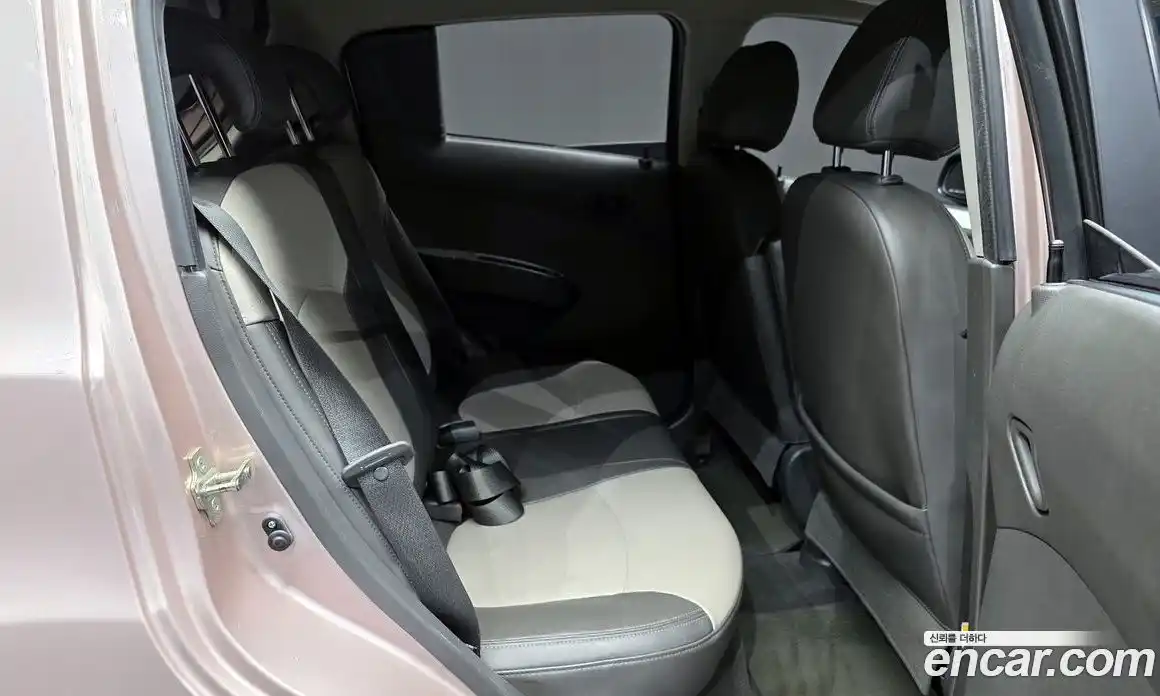 Chevrolet Spark 2012 1.0 гидро в Москве № 974381, фото 12