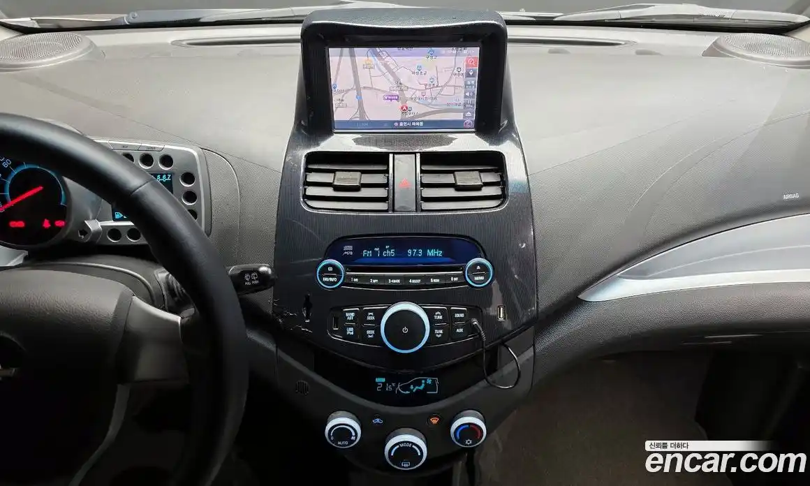 Chevrolet Spark 2012 1.0 гидро в Москве № 974381, фото 16