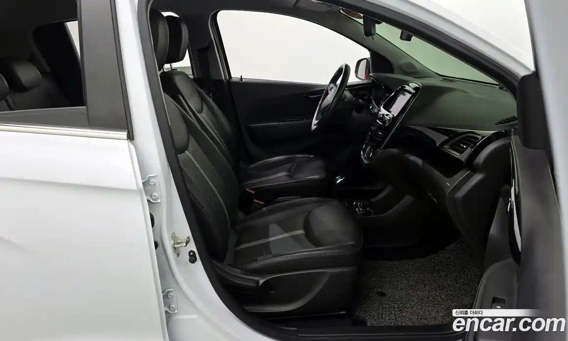 Chevrolet Spark 2020 1.0 гидро в Москве, фото 11