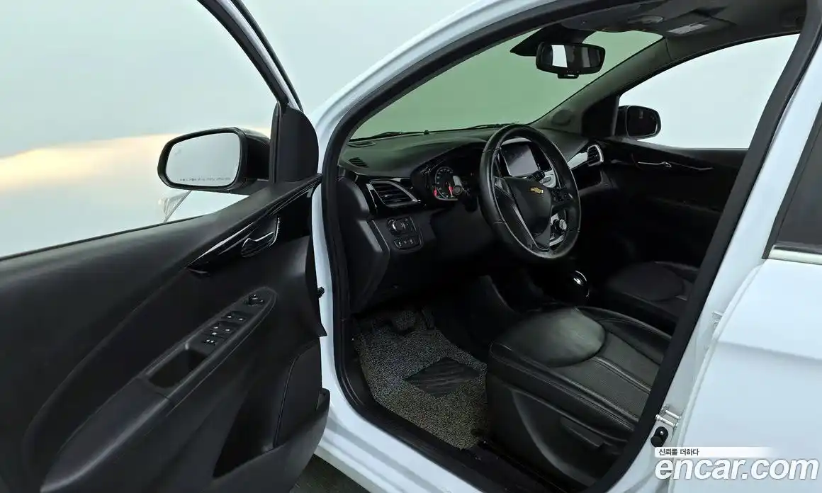 Chevrolet Spark 2020 1.0 гидро в Москве, фото 10