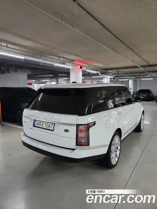 Land Rover Range-Rover 2015 5.0 гидро в Москве № 975807, фото 14