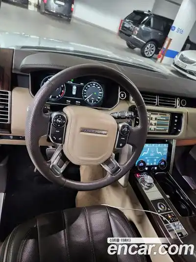 Land Rover Range-Rover 2015 5.0 гидро в Москве № 975807, миниатюра 9