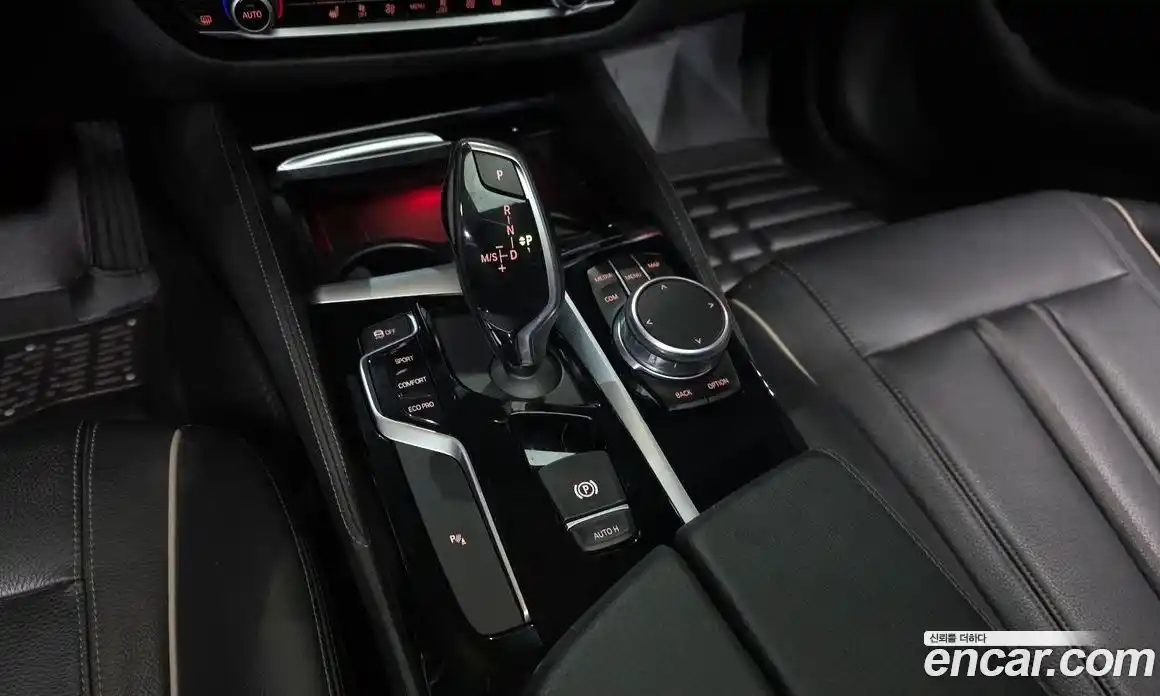 BMW 5-Series 2018 2.0 гидро в Москве № 1000983, фото 9