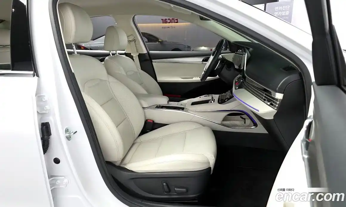 Hyundai Grandeur 2022 2.5 Автомат в Москве № 1002380, фото 11