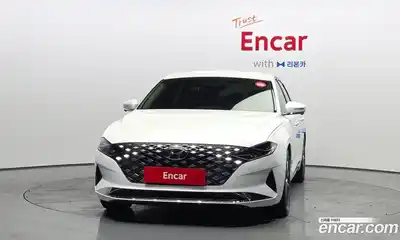 Hyundai Grandeur 2022 2.5 Автомат в Москве № 1002380, миниатюра 3