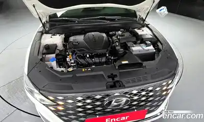 Hyundai Grandeur 2022 2.5 Автомат в Москве № 1002380, миниатюра 6