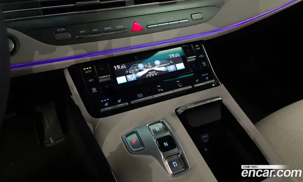 Hyundai Grandeur 2022 2.5 Автомат в Москве № 1002380, фото 9