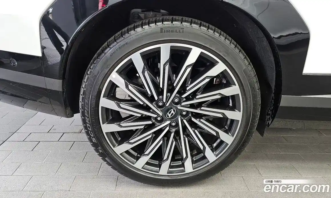 Hyundai Santa Fe 2024 2.5 Автомат в Москве № 1007238, фото 5