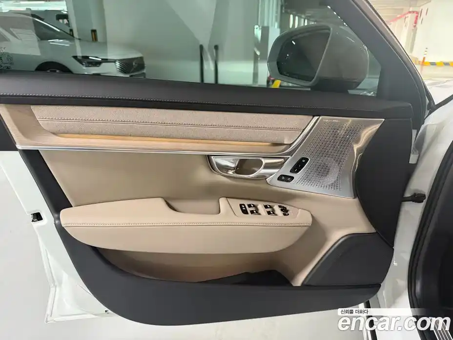 Volvo S90 2025 2.0 гидро в Москве № 1010304, фото 13