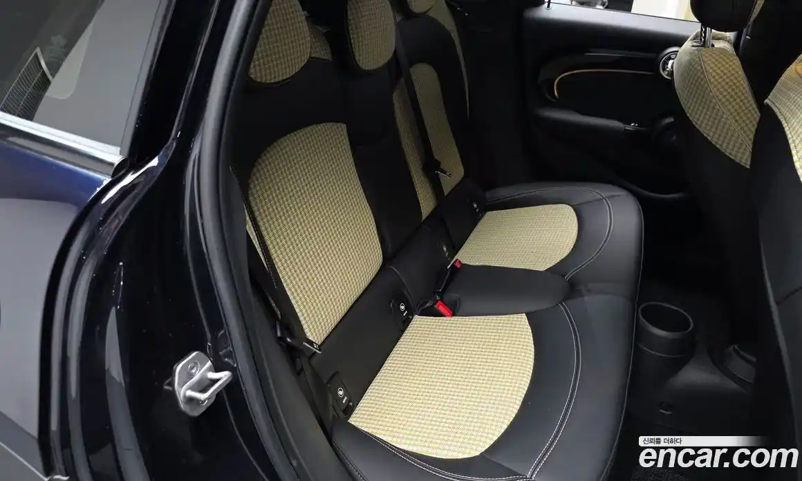 Mini Cooper 2023 2.0 гидро в Москве, фото 11