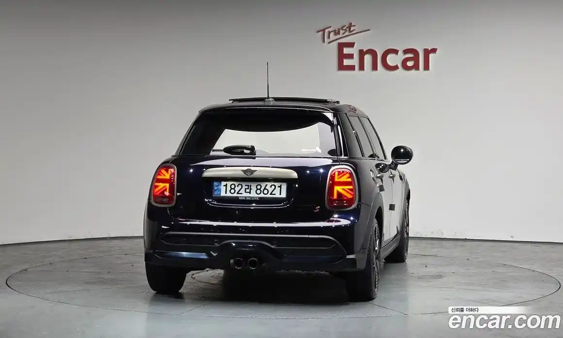 Mini Cooper 2023 2.0 гидро в Москве, фото 3