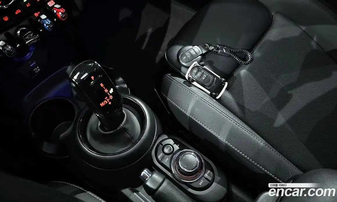 Mini Cooper 2022 1.5 гидро в Москве № 1013788, фото 9