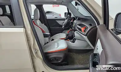 Jeep Renegade 2016 2.0 гидро в Москве № 1015063, миниатюра 11