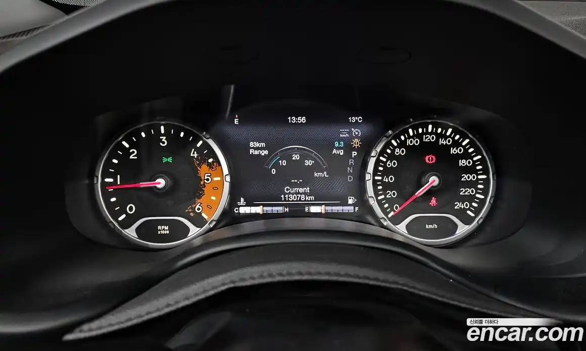 Jeep Renegade 2016 2.0 гидро в Москве № 1015063, фото 8