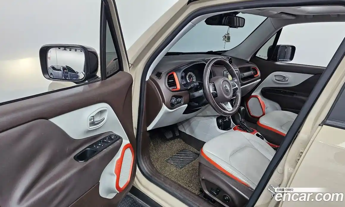 Jeep Renegade 2016 2.0 гидро в Москве № 1015063, фото 10