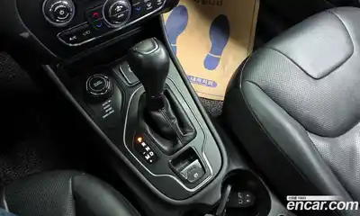 Jeep Cherokee 2019 2.4 гидро в Москве № 1015101, миниатюра 9