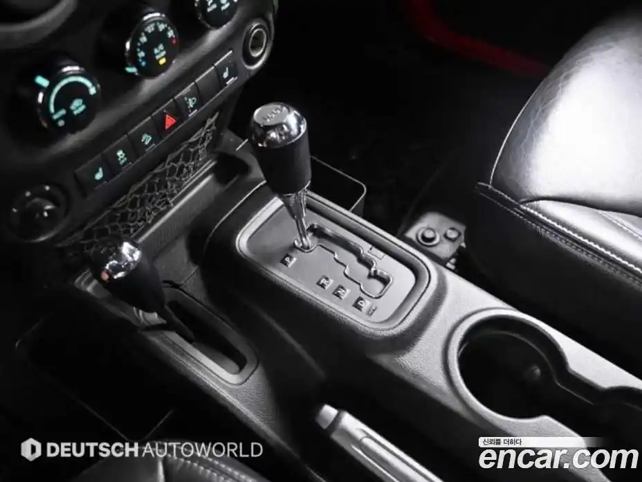 Jeep Wrangler 2016 3.6 гидро в Москве № 1015151, фото 8